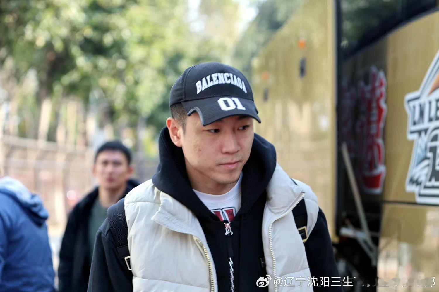 辽宁男篮全运会成年组今日出发丹东，参加丹东热身赛 为全运会练兵辽宁男篮 ​​​