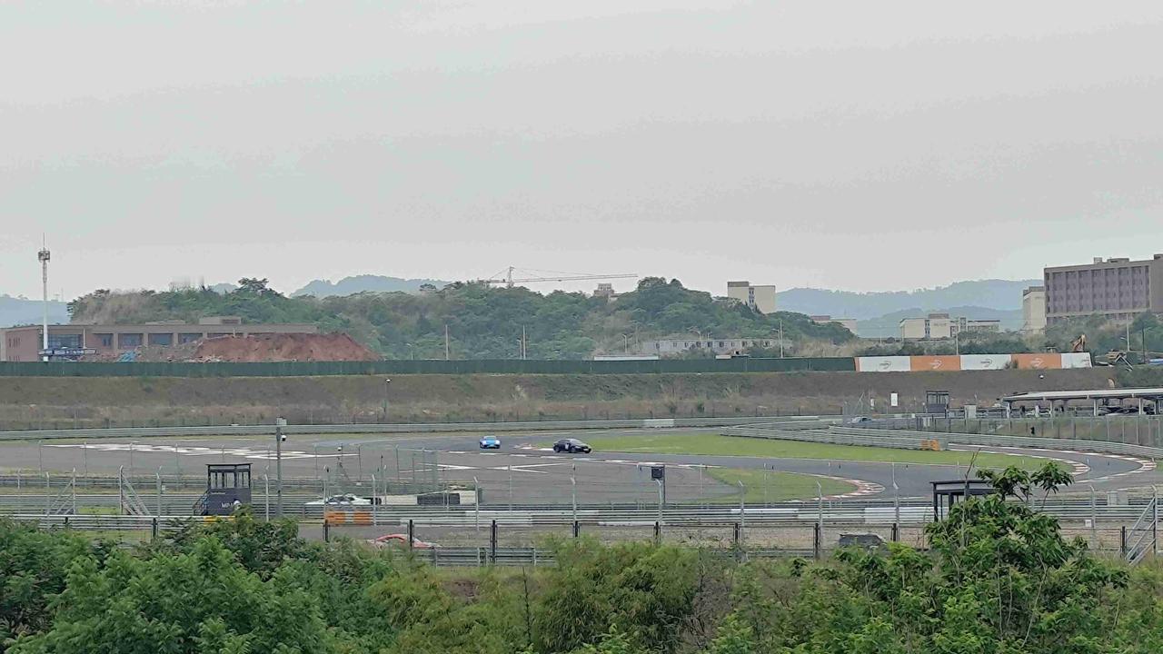 我的今日状态：😁轻松愉快
我这里的天气：雨天