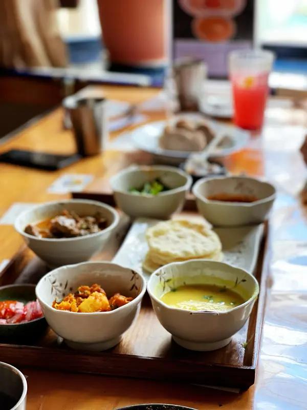 这次60多国武官观摩东部战区围岛夺岛演习，着实看点十足！10月14日“联合利剑 