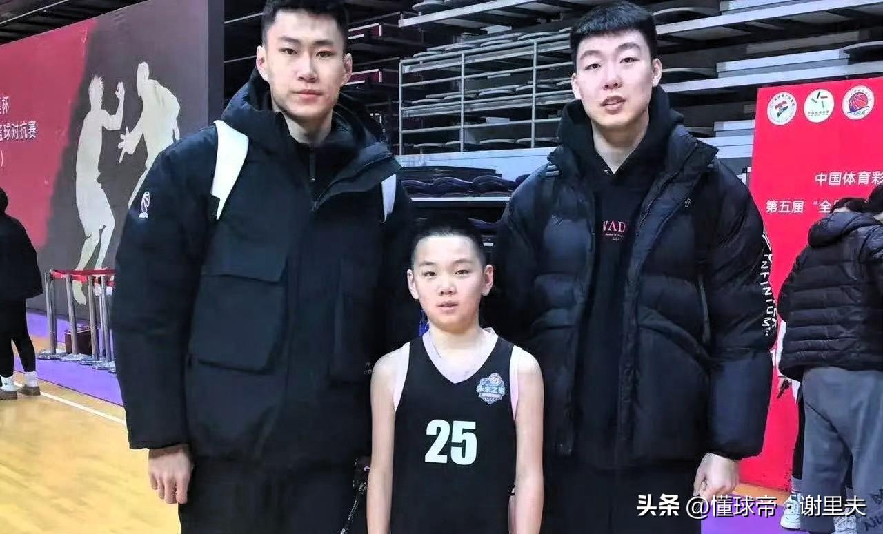 柳清瀚是10年的辽篮老球迷，谁也挖不走，辽篮U14大腿+师从梅奥，在全国比赛场均