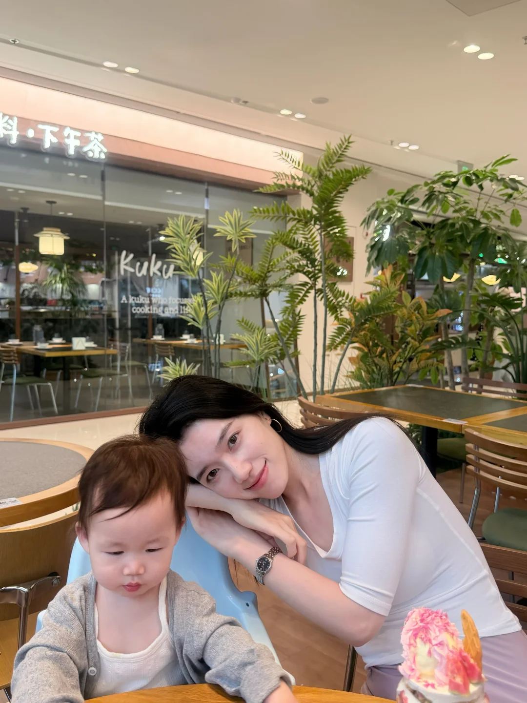 宝宝你漂亮的那几张妈妈就不放了，因为妈妈