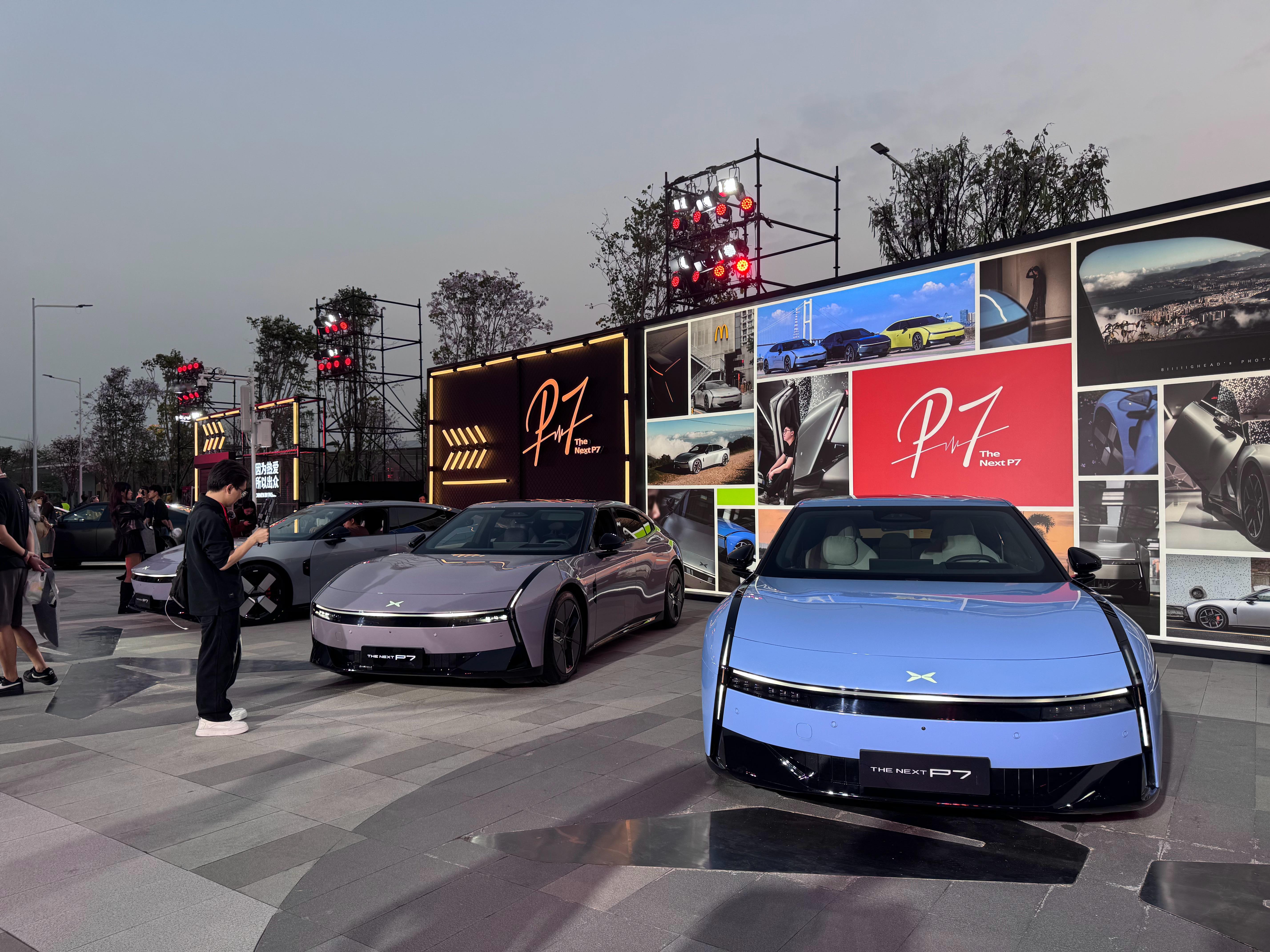 太逗了，作为P7车主，他说“7”代表星期日，可以休息一下，当然了也是幸运数字。说