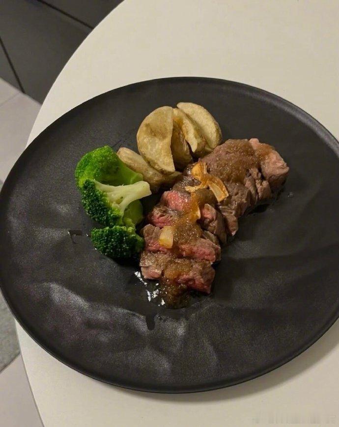 🏜 𝗛𝗲𝗹𝗹𝗼𝗼𝗼𝗼𝗼 .ᐟ.ᐟ生活是个动词 怎么灿烂 怎么