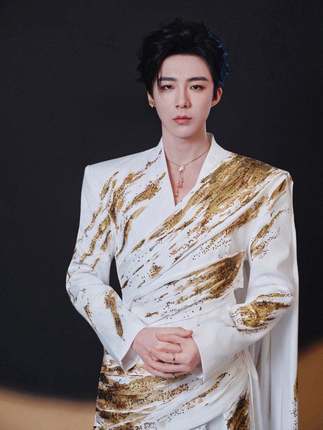 摩登兄弟刘宇宁0108生日快乐刘宇宁新歌不会太晚 出差中，找空檔聽老大的歌❤️，