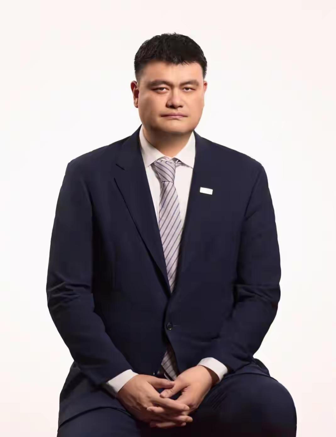 中国男篮输给日本，好多球迷自媒体喊郭士强下课，小编认为中国男篮的问题，不是谁当主
