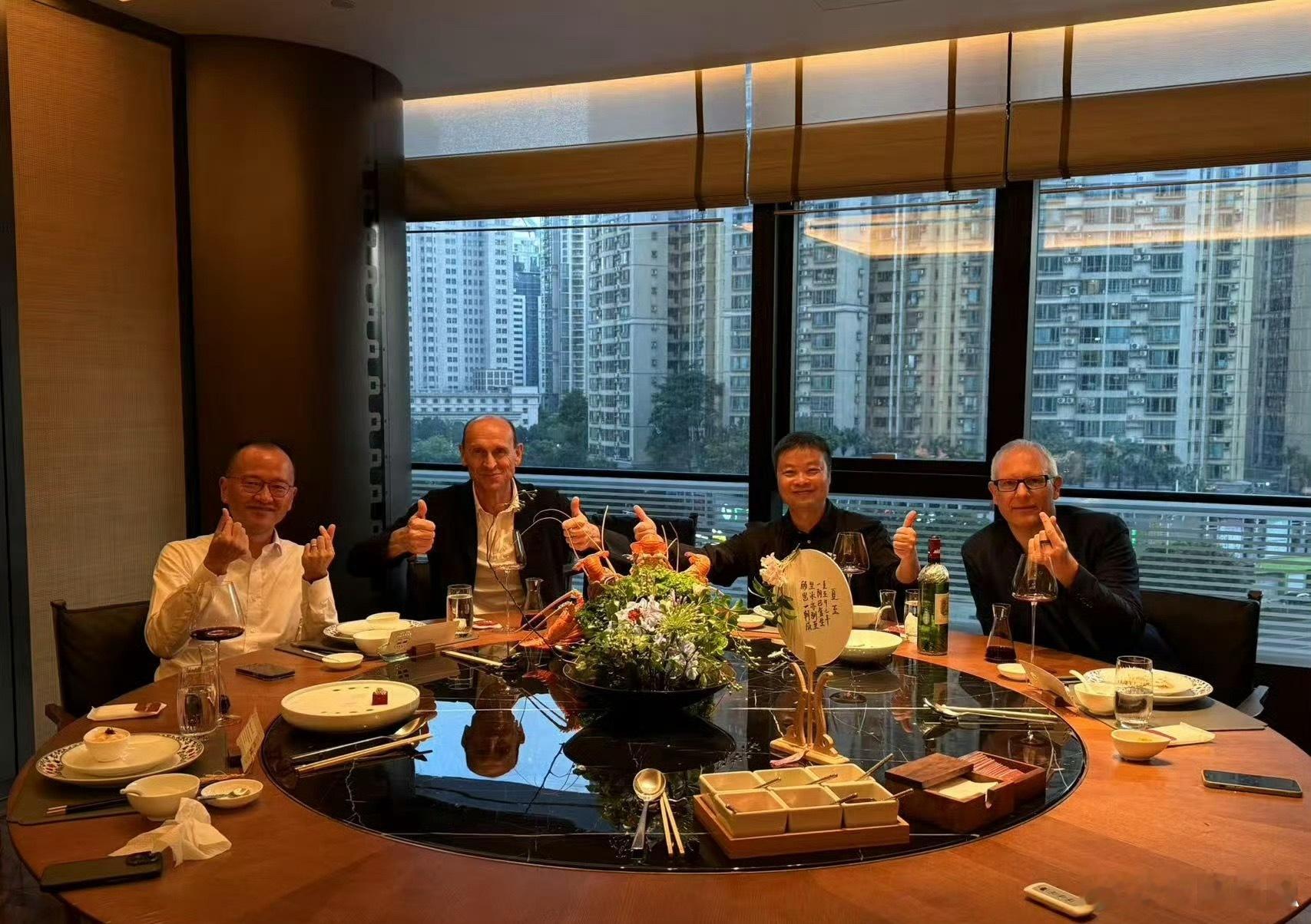 【今年，小鹏和XX会有XX】你还记得烟隐路边社这个梗吗？目前已经完成了多少道填空