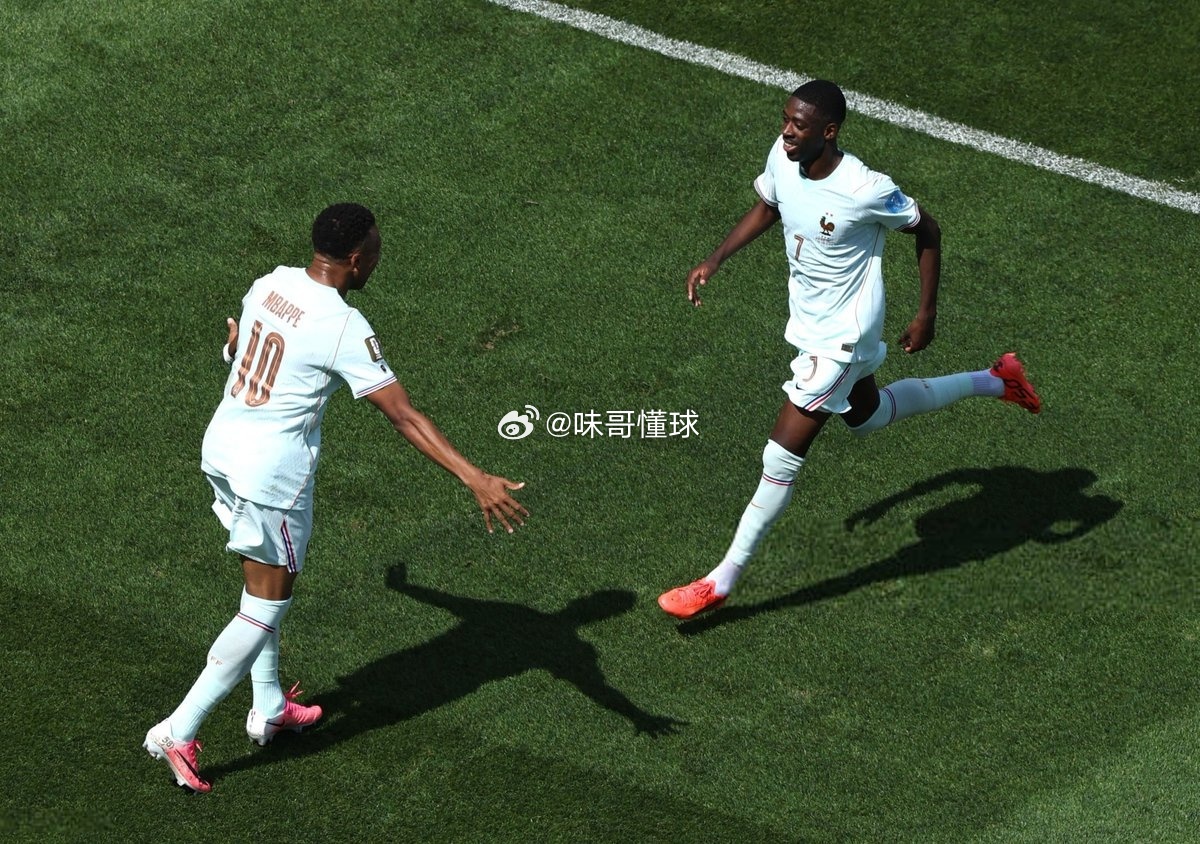 登贝莱帽子戏法四辆超跑，要什么中场 