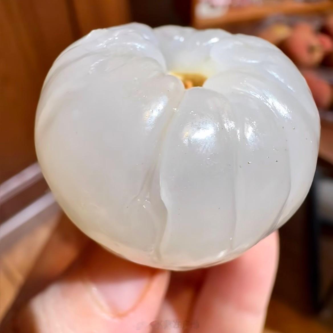 日啖荔枝三百颗小心得荔枝病在品尝美味时，很多人忽略了食用不当可能引发的健康问题，