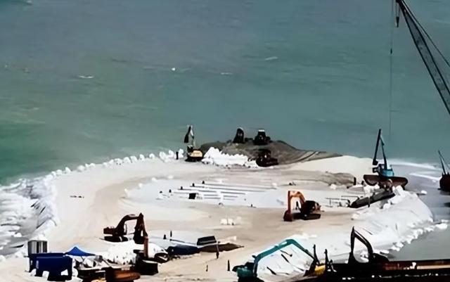 越南人砸了40亿美元，在金瓯省海面上硬生生戳出一座18公里的跨海大桥，这事儿看着