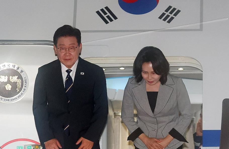 借道中国领空飞到蒙古，反手就要“去中国化”？李在明这趟出差，演出了国际政治最荒诞