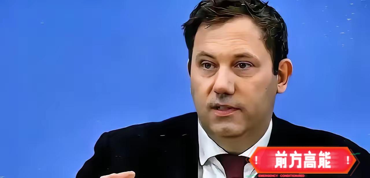 刚从中方访问回国的德国财政部长克林拜尔，在德国接受采访时警告说：我在中国已经亲眼