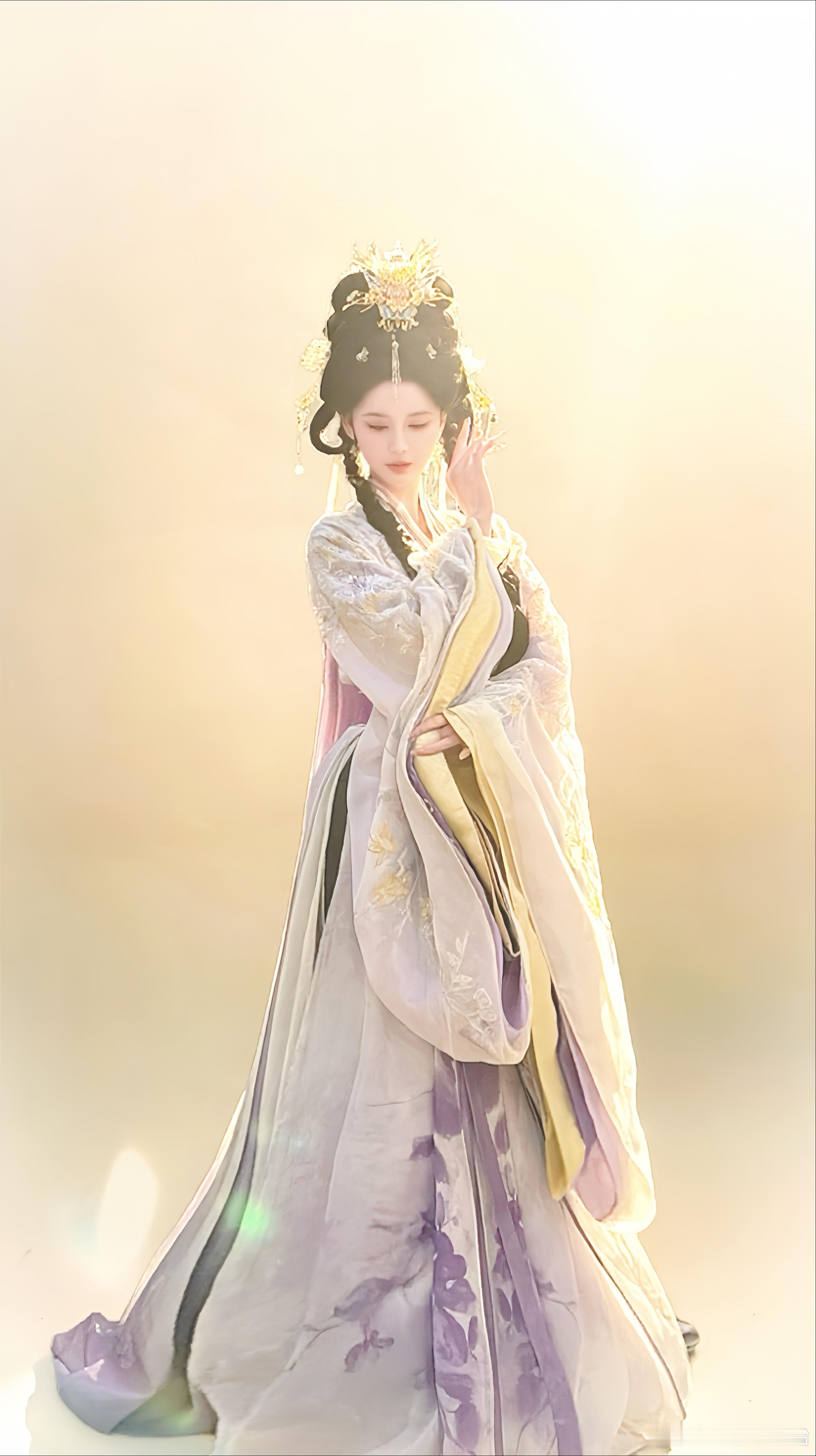 演员胡珈怡[超话] 超绝定妆照！！！  ​​​