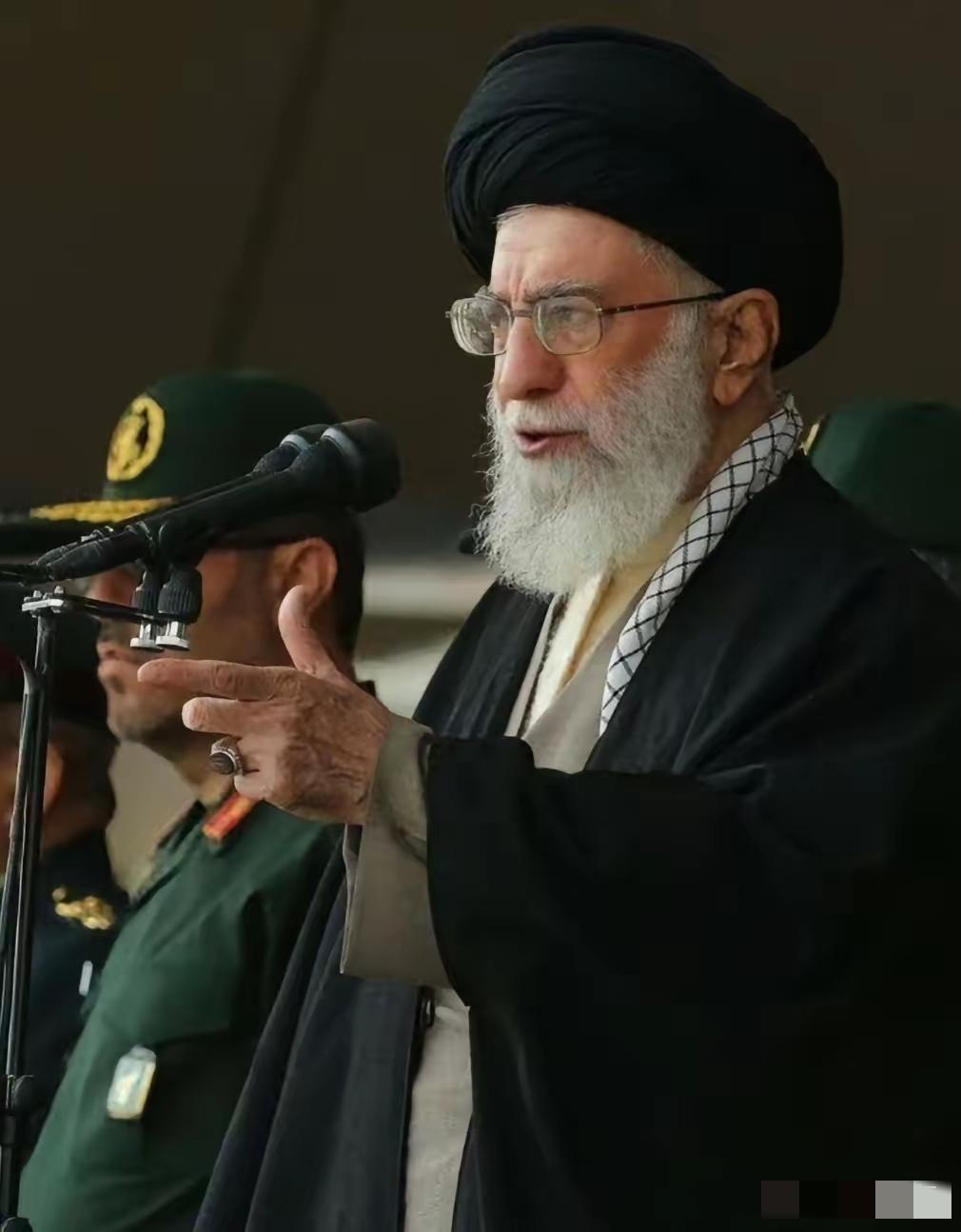 终于还是扛不住了，今天伊朗作出重大承诺！

​2月15日，伊朗副外长拉万希在德黑