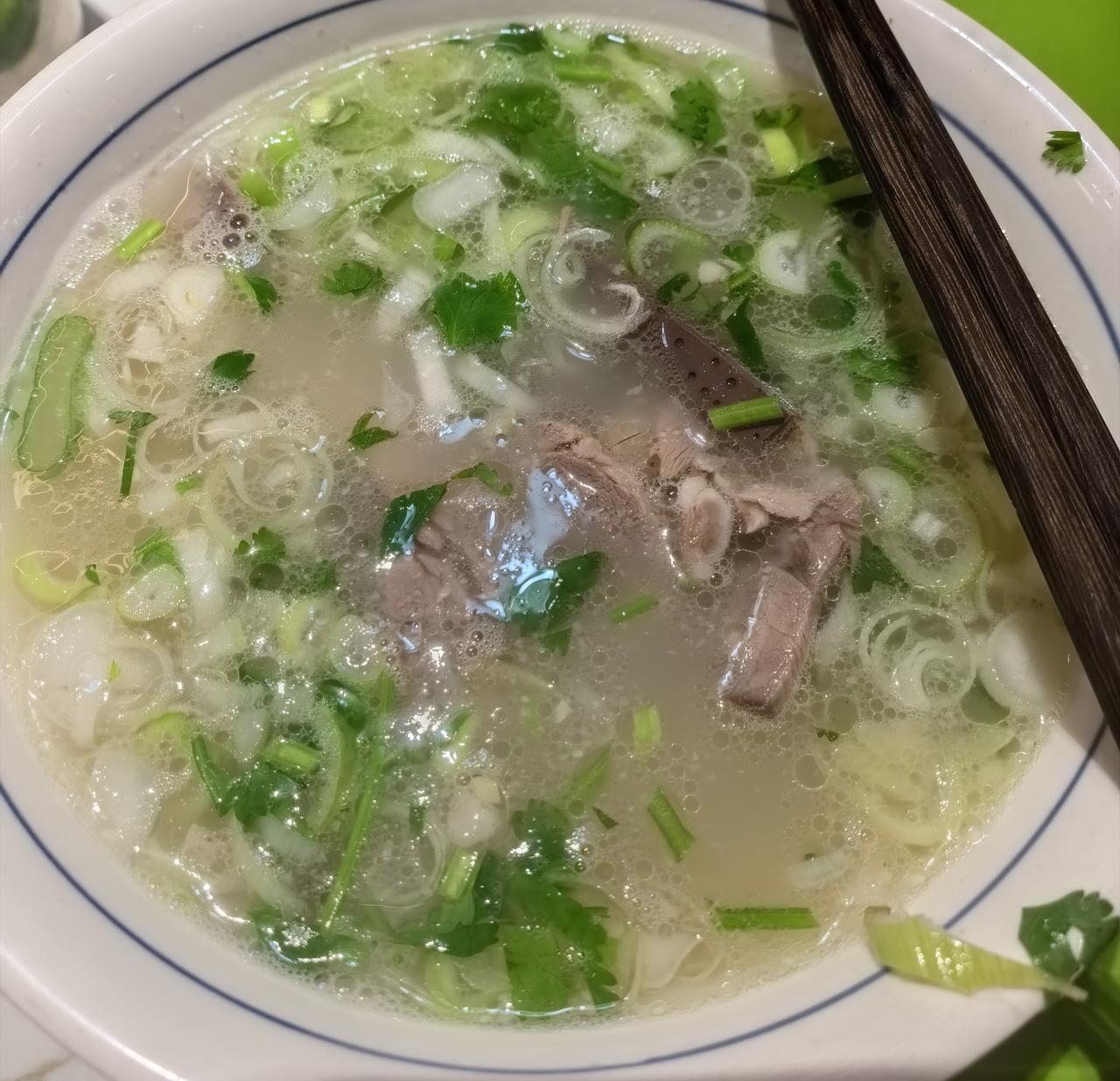 韩城饮食如何升级？今天又听有老板说饮食行业如何如何，其实任何行业都内卷，只是饮食