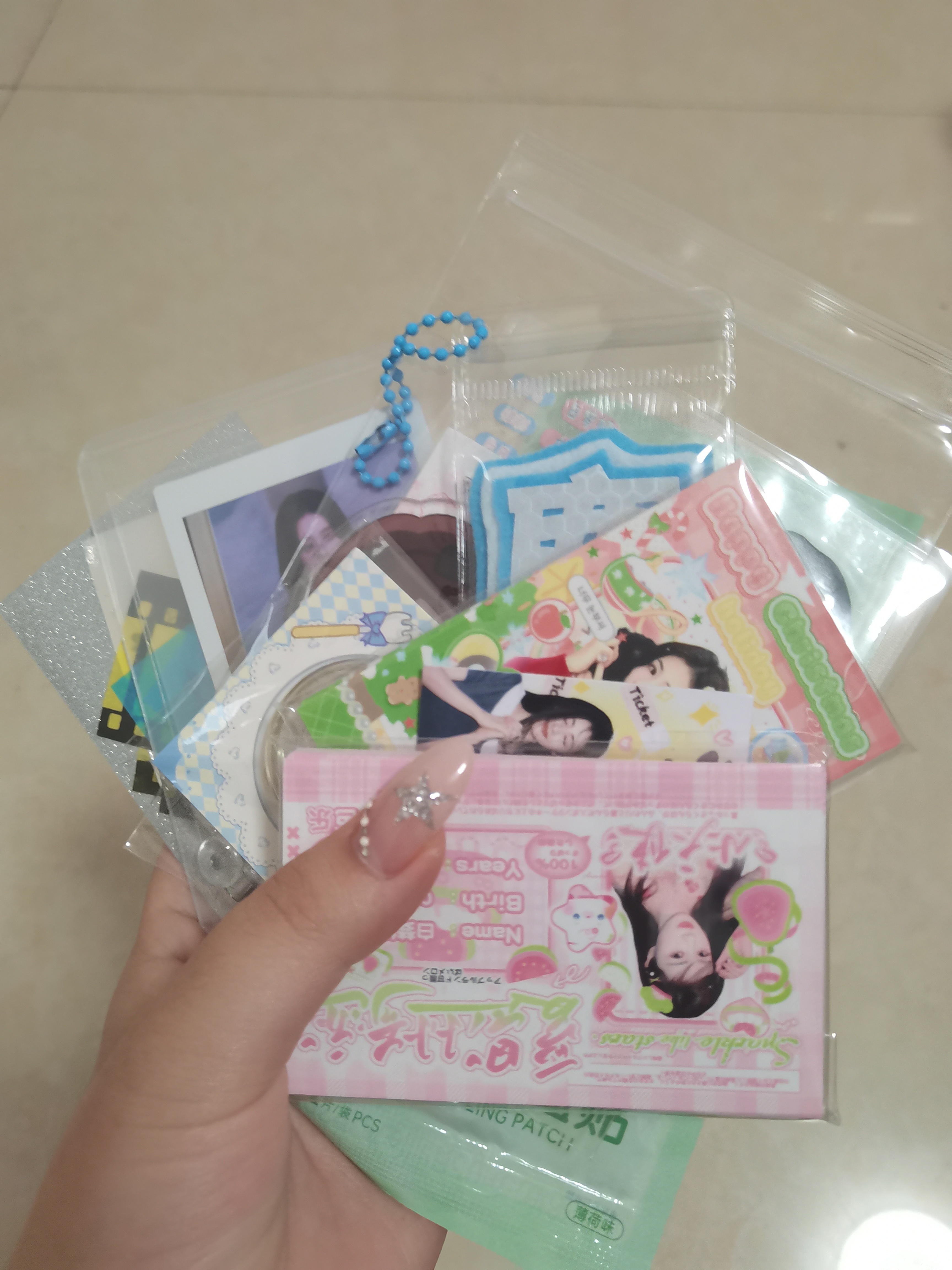 女孩，我保证你是天使