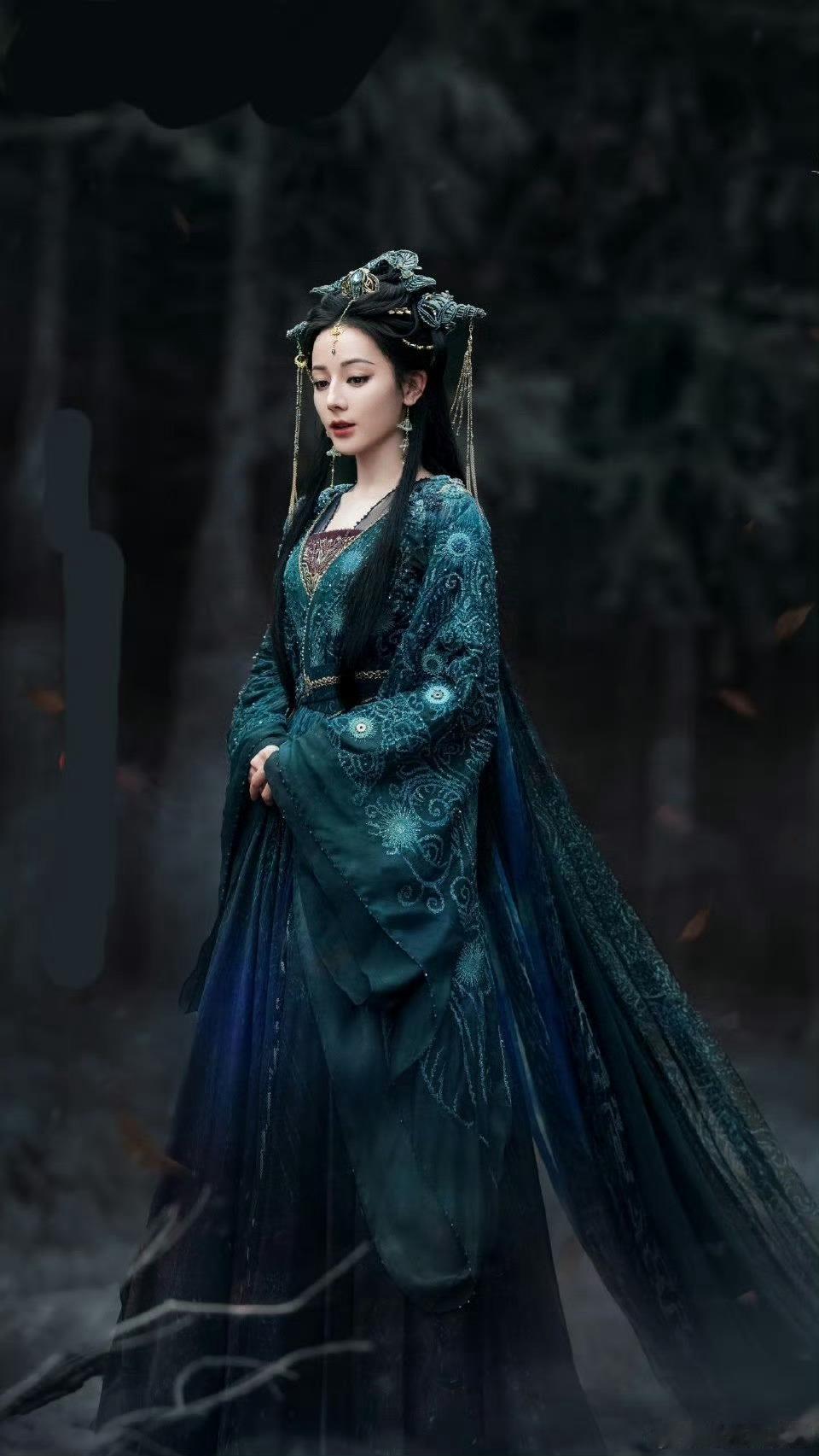 为什么不能看恐怖片?答:身弱或者肾虚的人，千万不要看恐怖电影。因恐惧电影，会把我