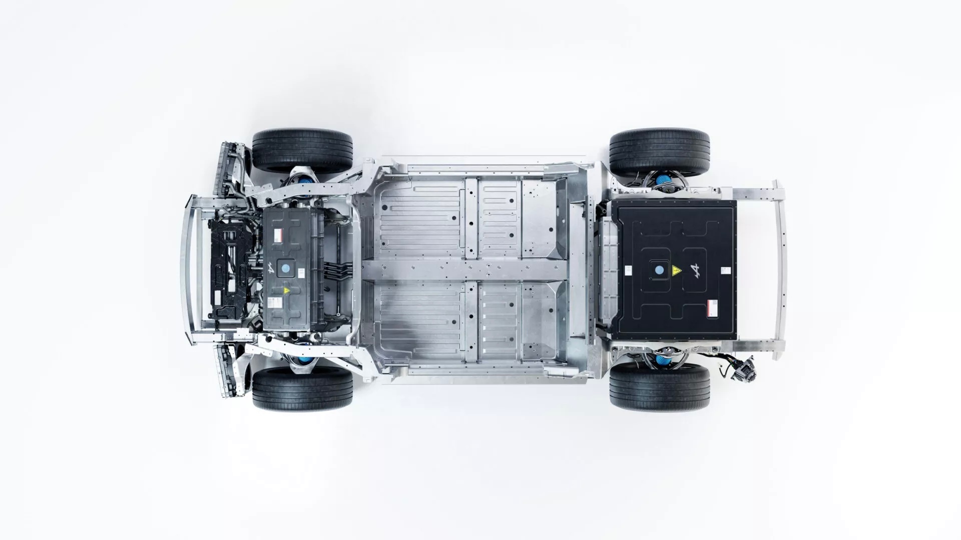 下一代Alpine A110的有趣方案👀兼容纯电和纯油的平台，不是传统的油改电