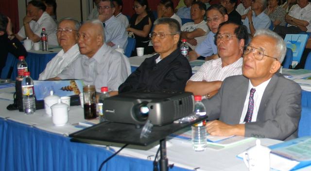 全球变暖 刚获了诺奖的科学家怎样预测了全球变暖？