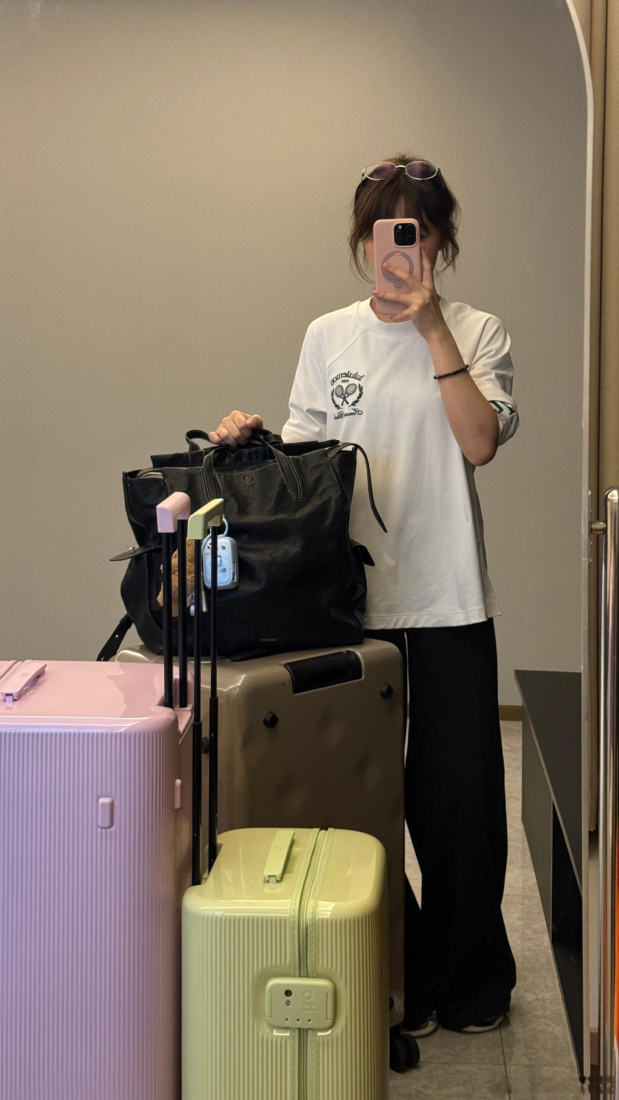 即将出发🛫算是第一次solo trip 紧张!!! 