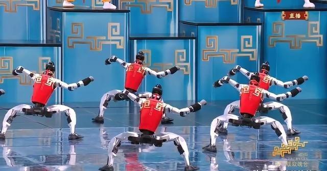 对于机器人上春晚，新加坡联合早报又发文，写了这样一段话！

新加坡联合早报2月1