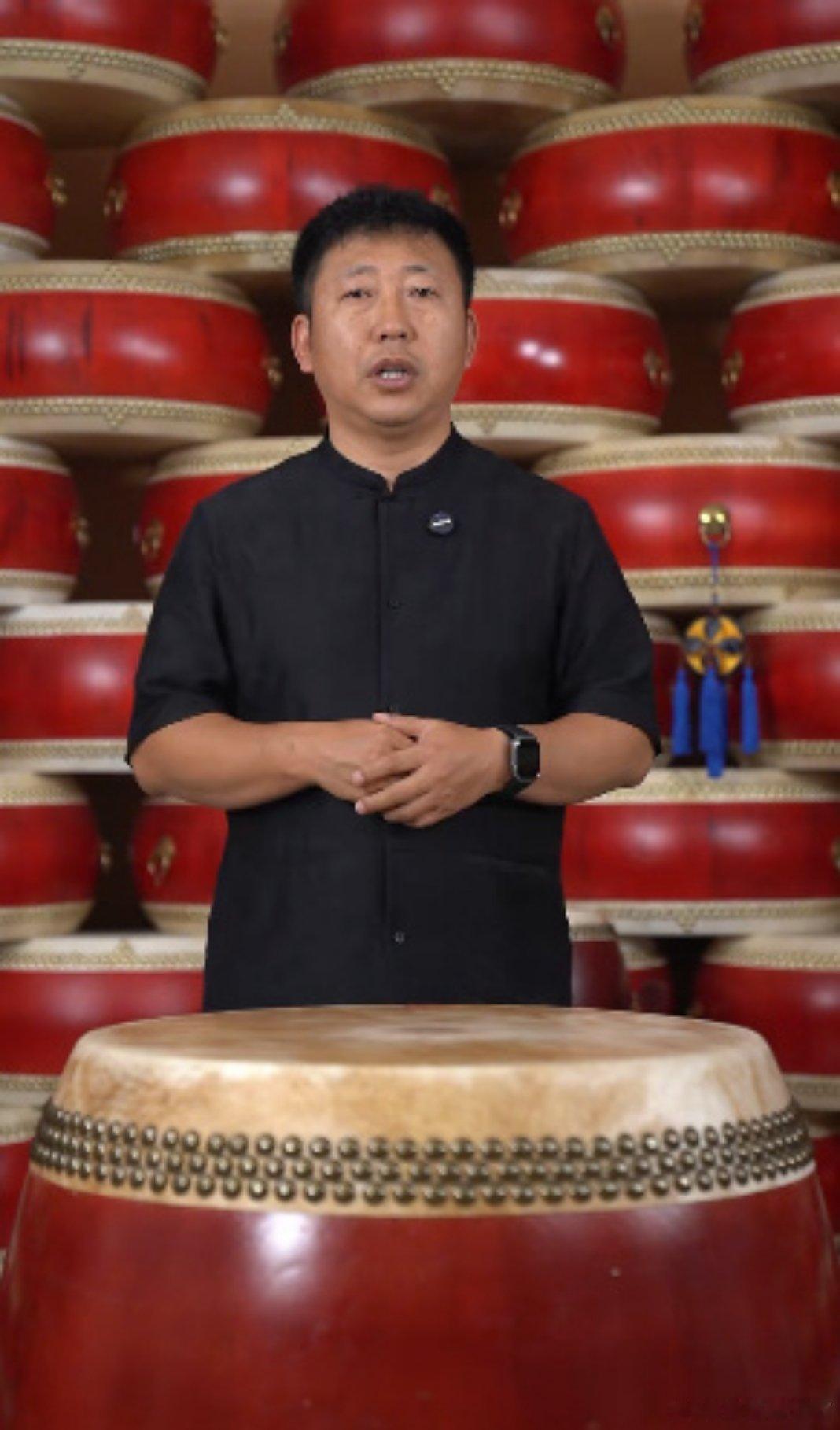 中国大鼓和日本太鼓的区别中日鼓形制分明，缔太鼓是日本专属器具，长城活动选用太鼓确