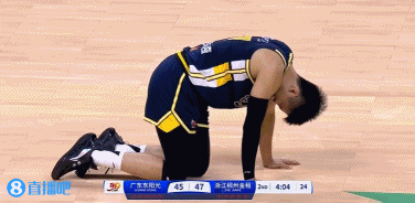 今晚广东男篮主场87-102不敌浙江男篮，未能实现两连胜。更糟糕的是球队替补后卫