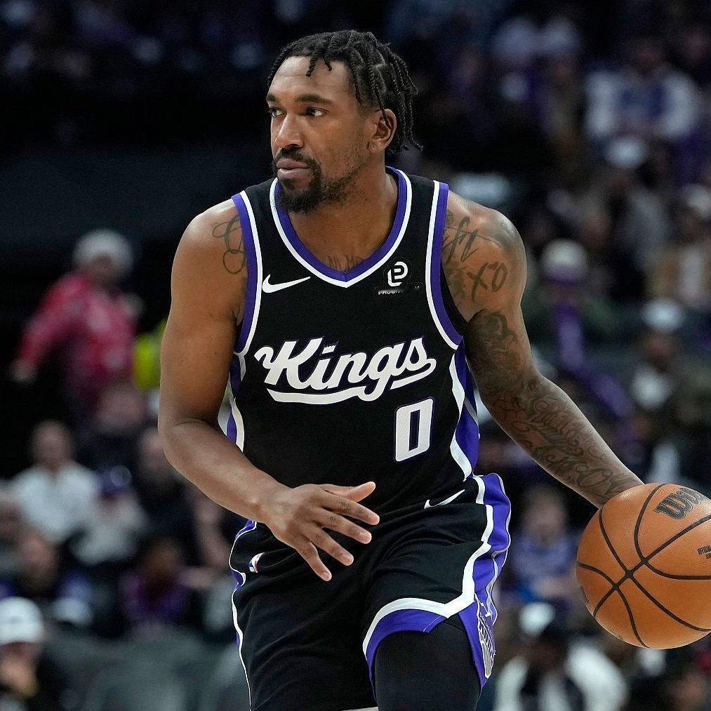 Haynes：国王管理层透露，马利克·蒙克已正式可交易。 