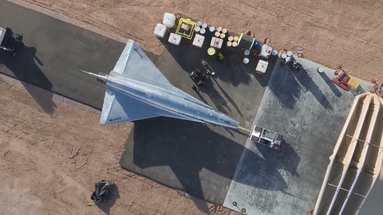 一家美国初创公司赫尔墨斯公司今天首飞了其超音速无人机Quarterhorse M