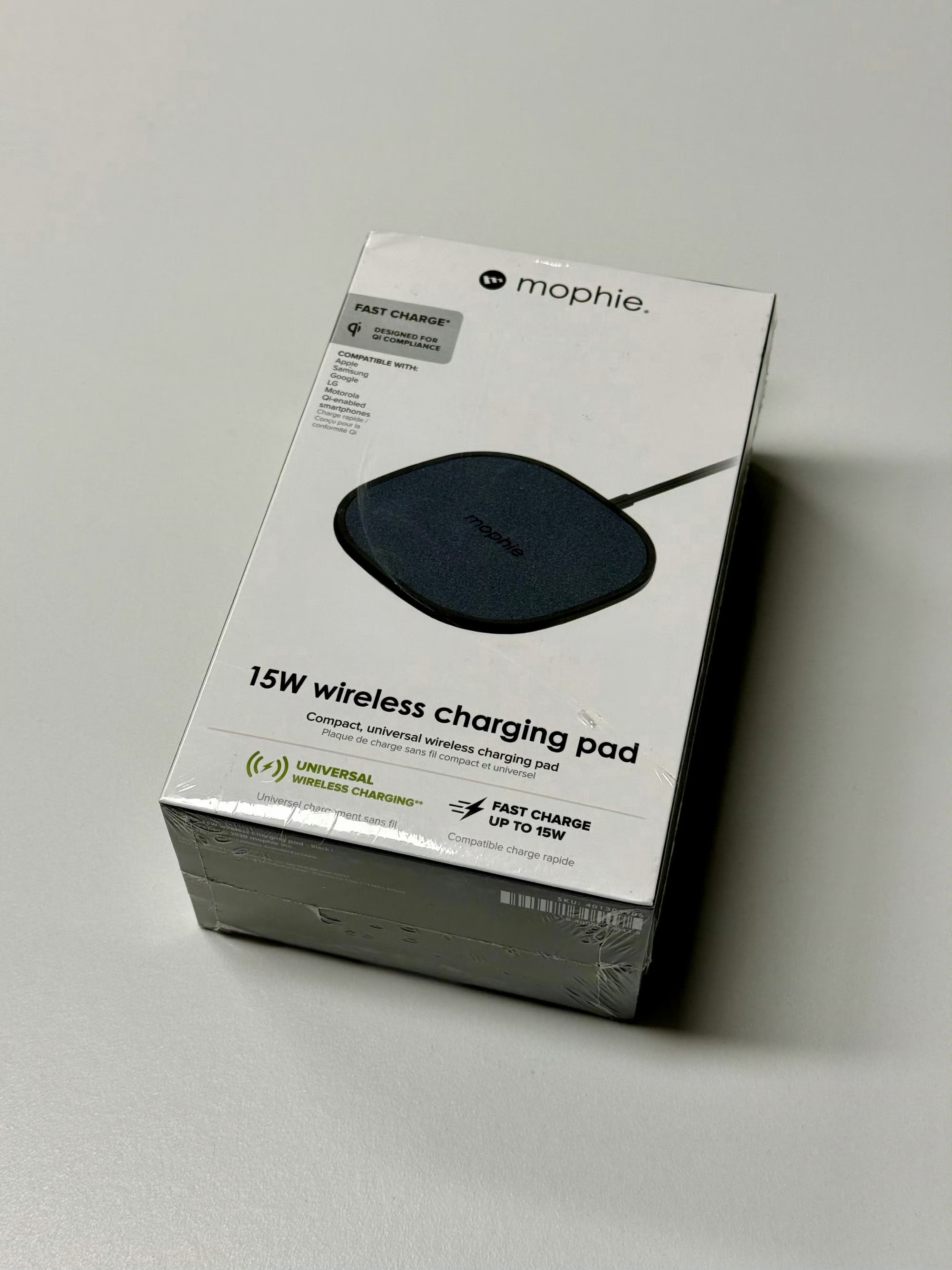 中秋快乐 大家中秋快乐！🎁 转发 + 关注，抽奖送出「mophie 无线充电板