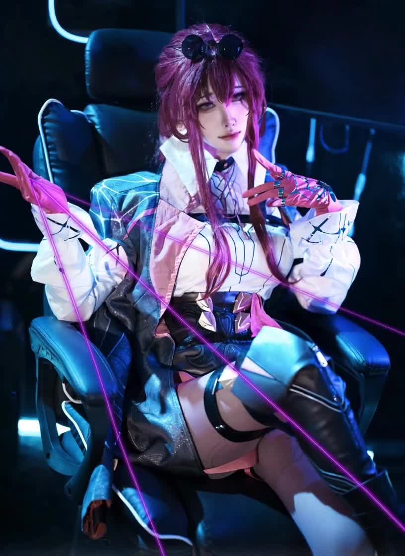 见到卡芙卡就应该叫（ ）