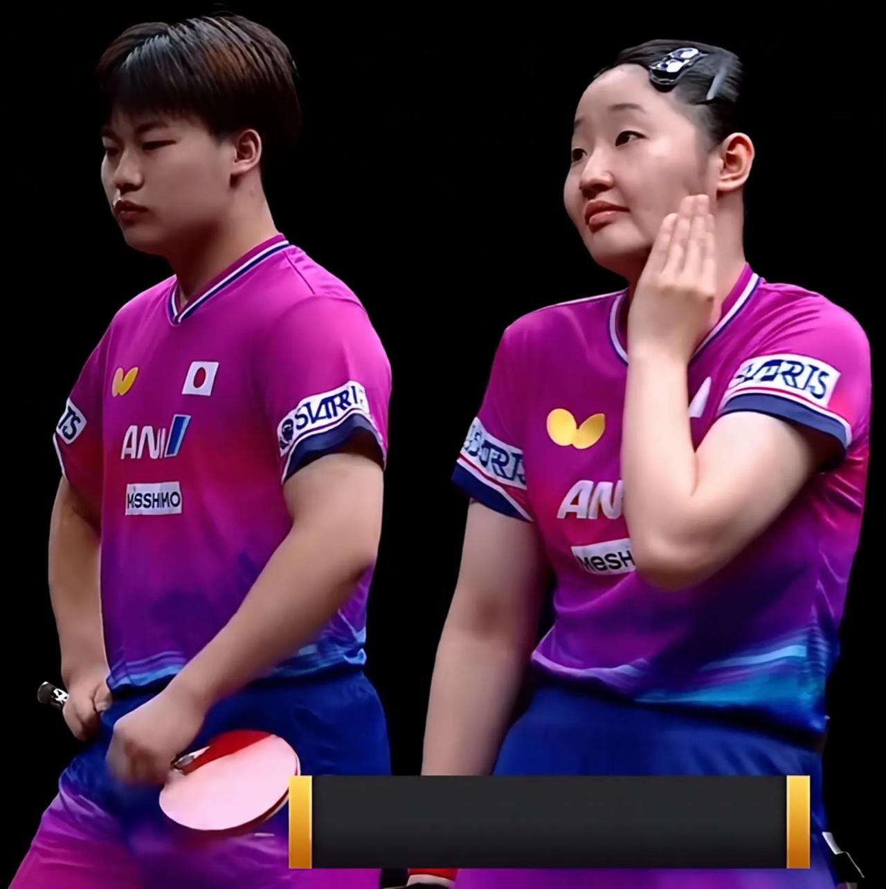松岛辉空这是耍猴呢还是打球啊！
松岛辉空和张本美和搭档混双的比赛中，松岛辉空耍起