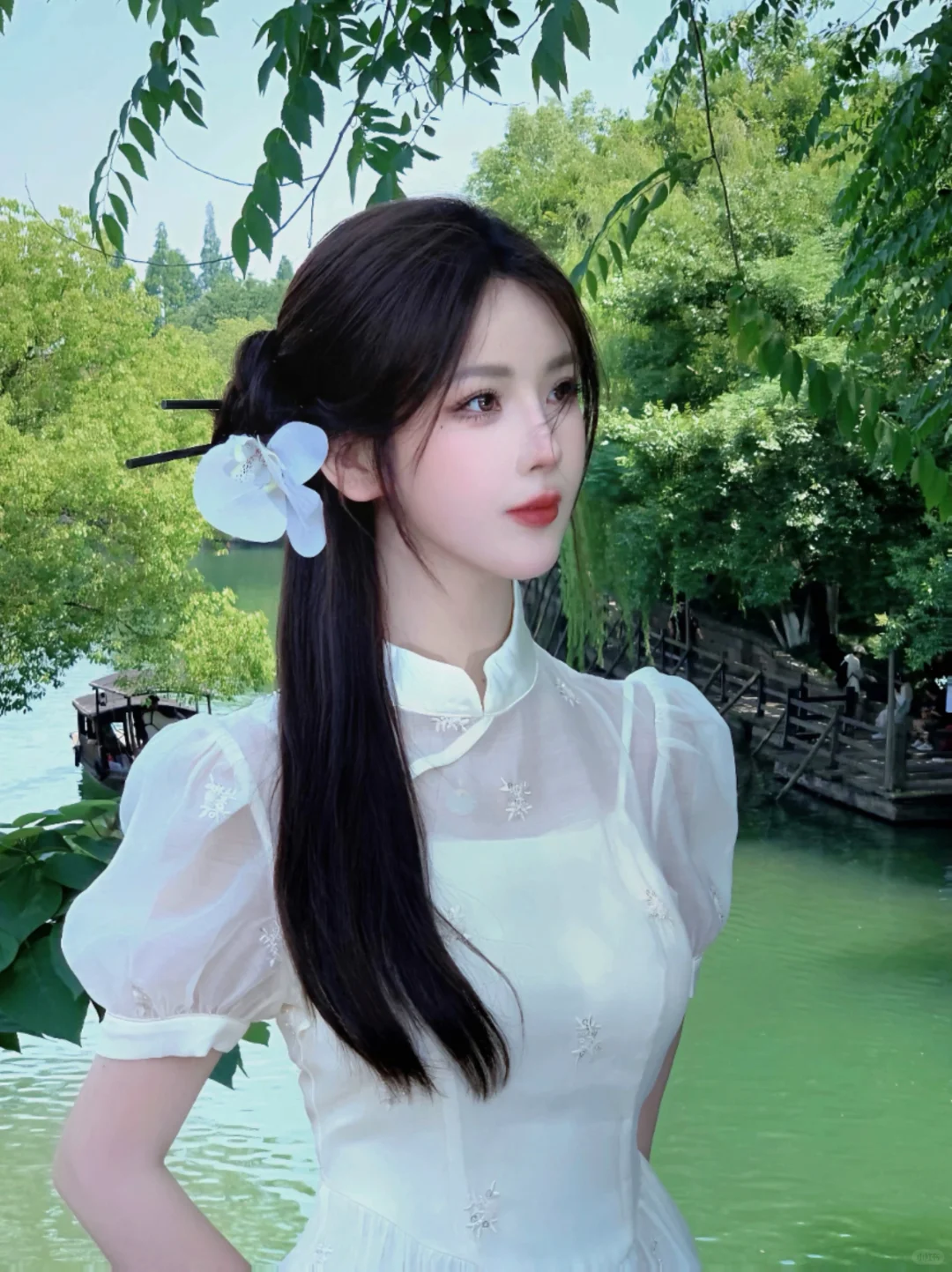 “遇见你的眉眼”