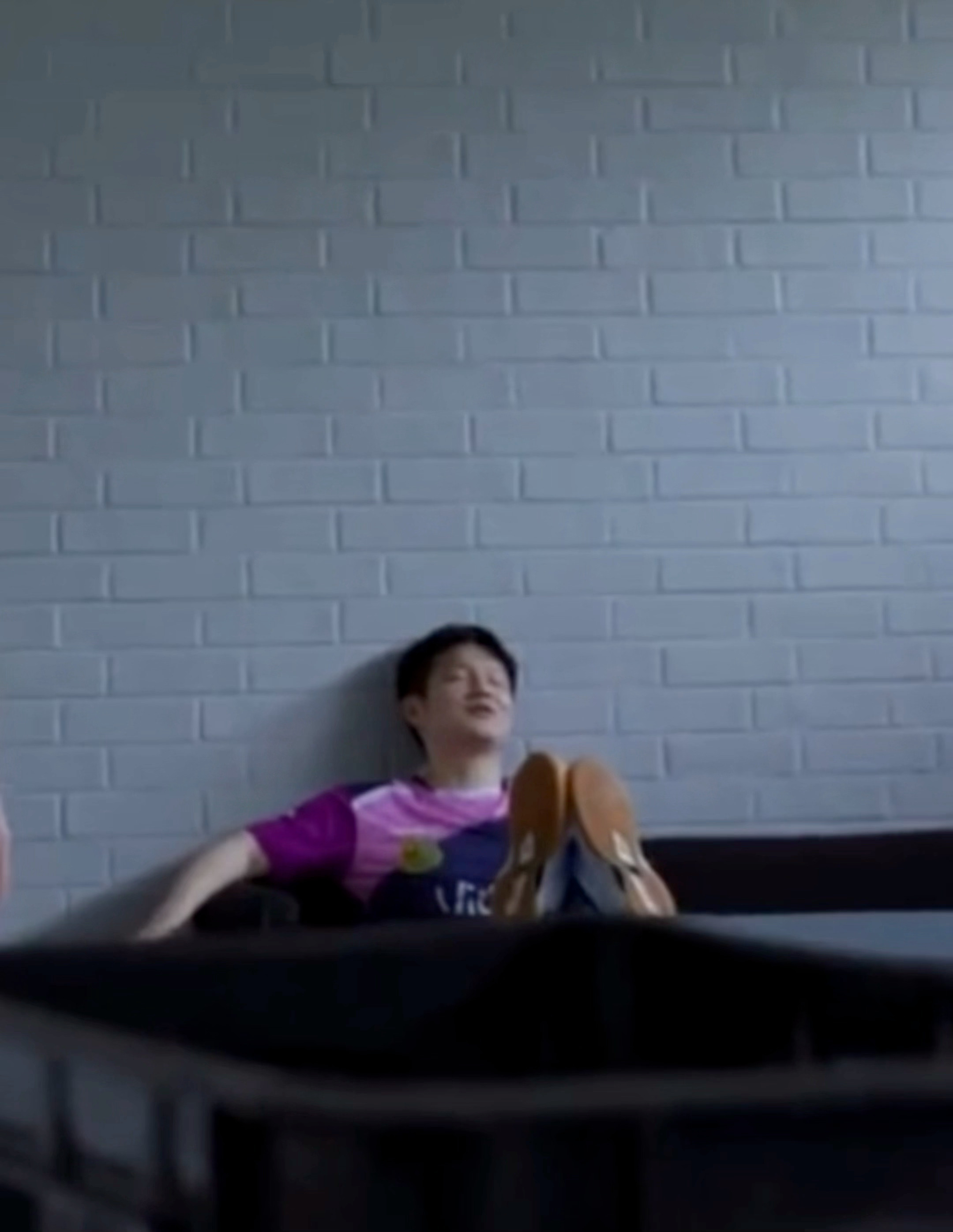 好bking🥵闭着眼睛笑着说：“You're right "樊振东