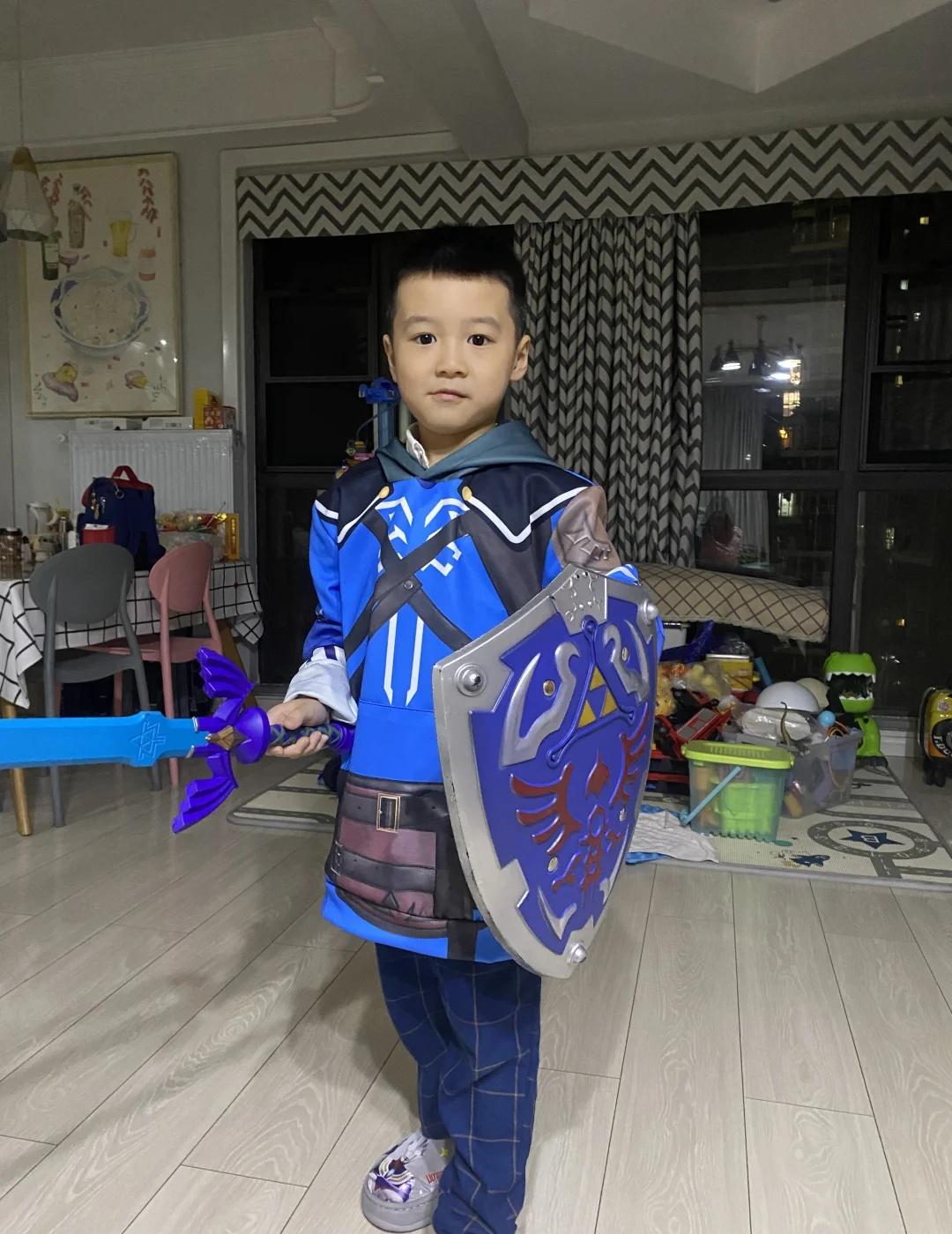 ber 林克你
这么花里胡哨的衣服。。。
好吧好吧 喜欢就好塞尔达传说 swit