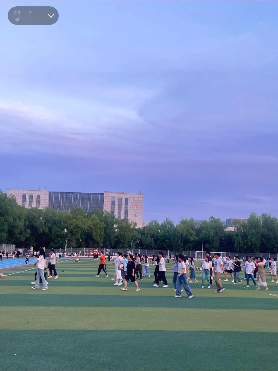 你是否曾因害怕打压，默默咽下所有委屈？
你是否曾困于内耗，不断否定自身价值？
你