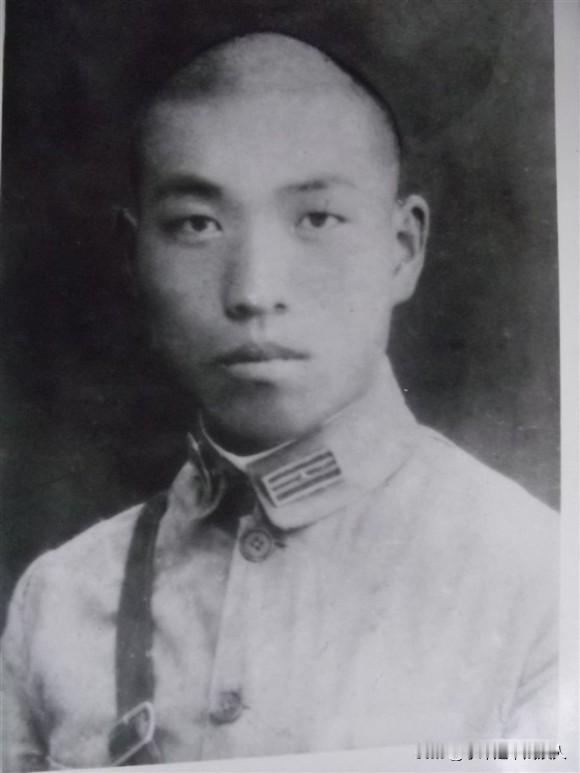 范子侠原八路军第129师10旅旅长
范子侠（1908—1942.2.12），江苏