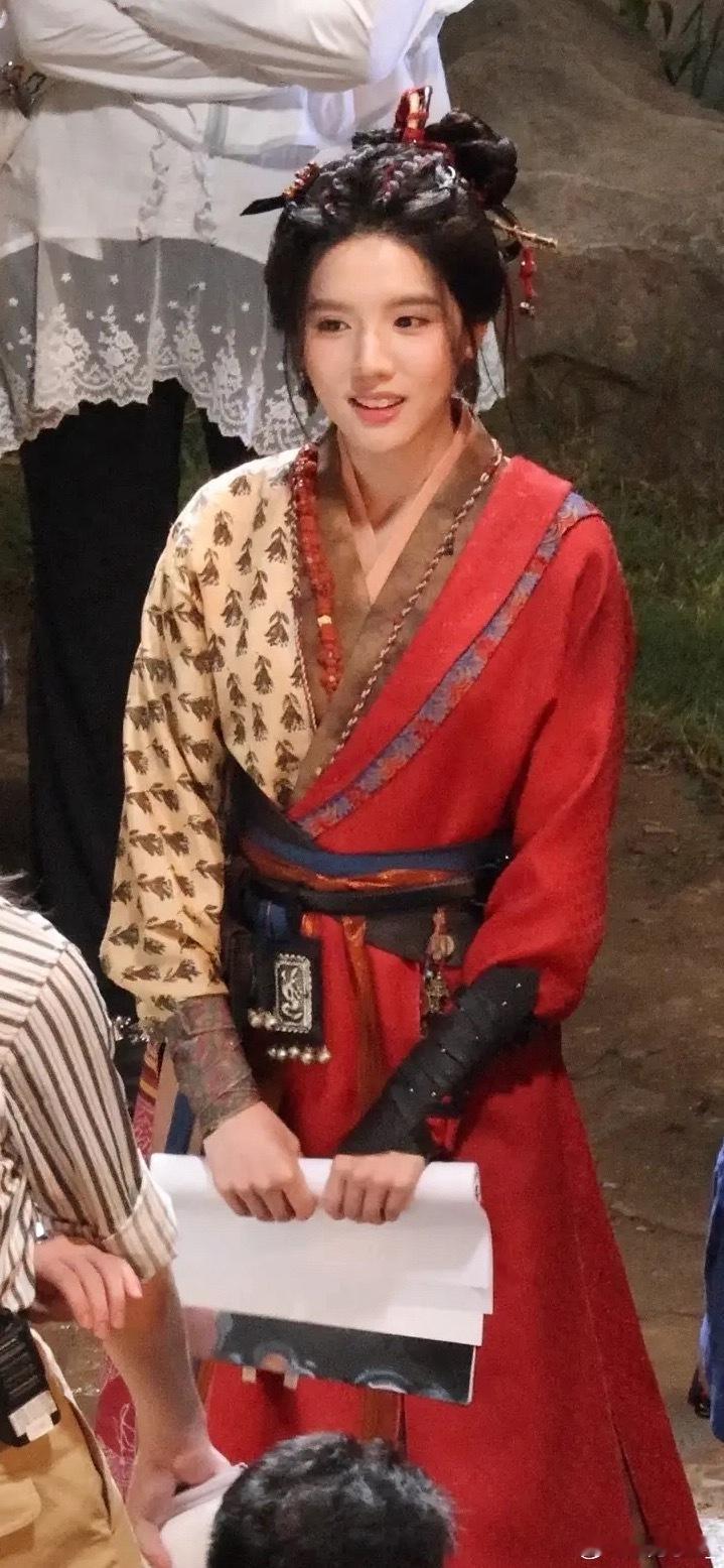 苏晓彤长生骨妆造好难看 