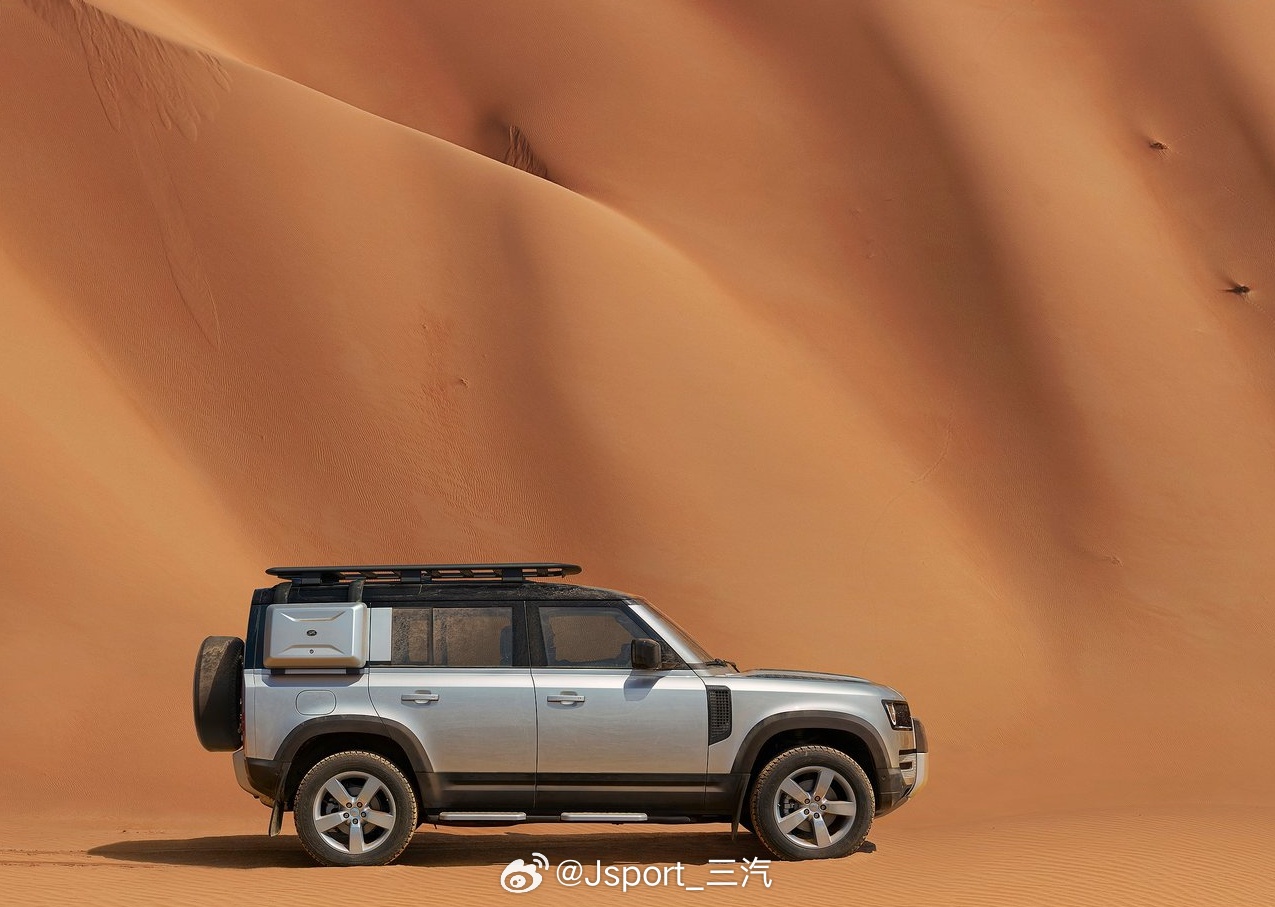 Land Rover Defender卫士达成一个汽车史上的前所未有的奇迹，就是