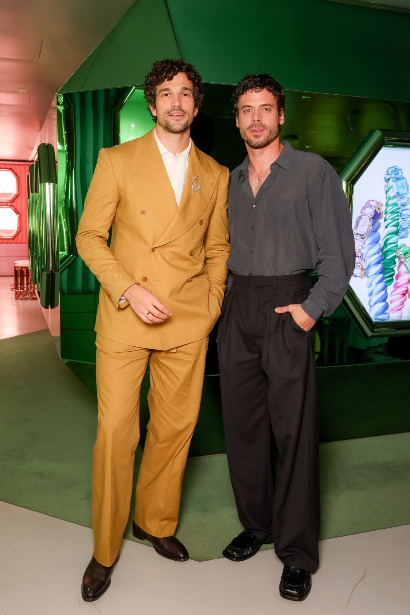 两个老公的合影对我的眼睛很好Francois Arnaud 𝙓 Paul An