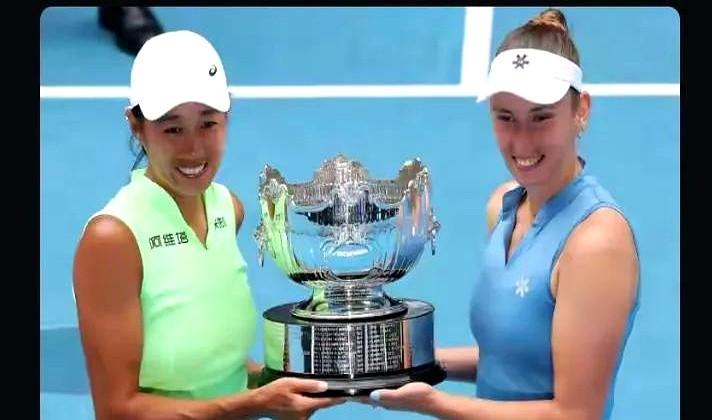 5比9落后，连救4个赛点！太刺激了！

张帅和梅尔滕斯这对澳网冠军组合，在迈阿密