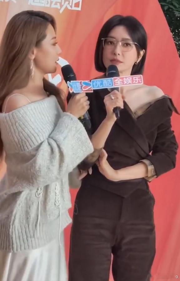 秦岚魏大勋还在一起吗 我到现在都不敢相信他们俩会在一起，感觉八竿子打不着的人 