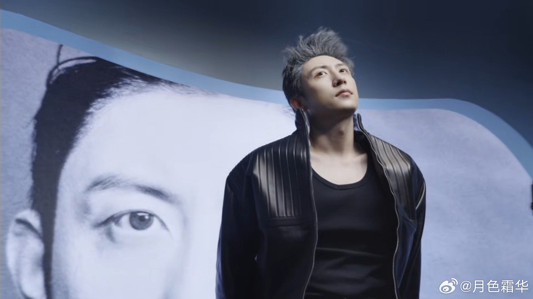 黄景瑜时装男士三月刊封面预告黄景瑜时装男士三月开季预告 一种画出来的感觉，科幻感