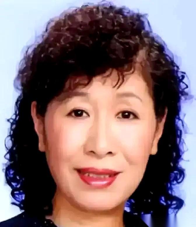 1986年，开国上将叶飞的女儿、国家经委副处长叶之枫因泄密受贿重判17年。刚踏进