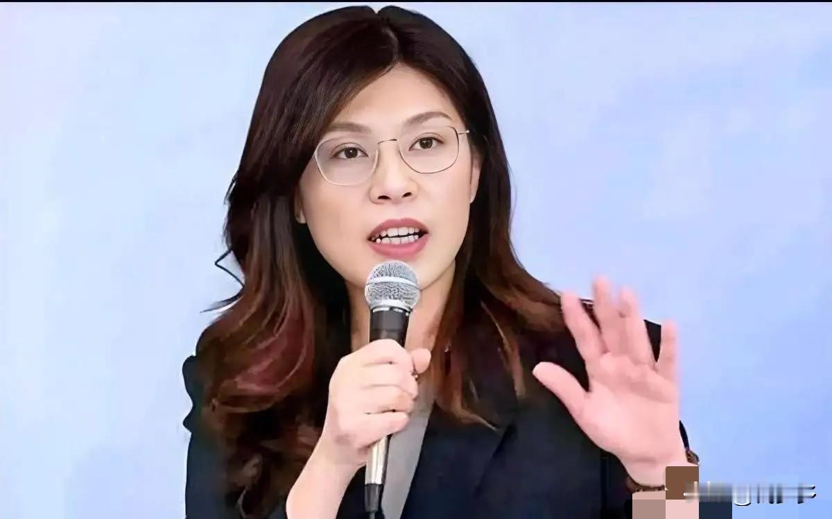 中国国民党主席郑丽文正式宣布。8月26日，郑丽文在国民党中常会中正式宣布：将朱立