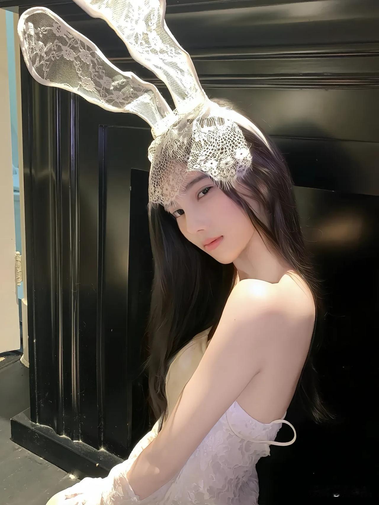 梦幻兔女郎，蕾丝兔耳头饰，甜美可爱！🐰💕