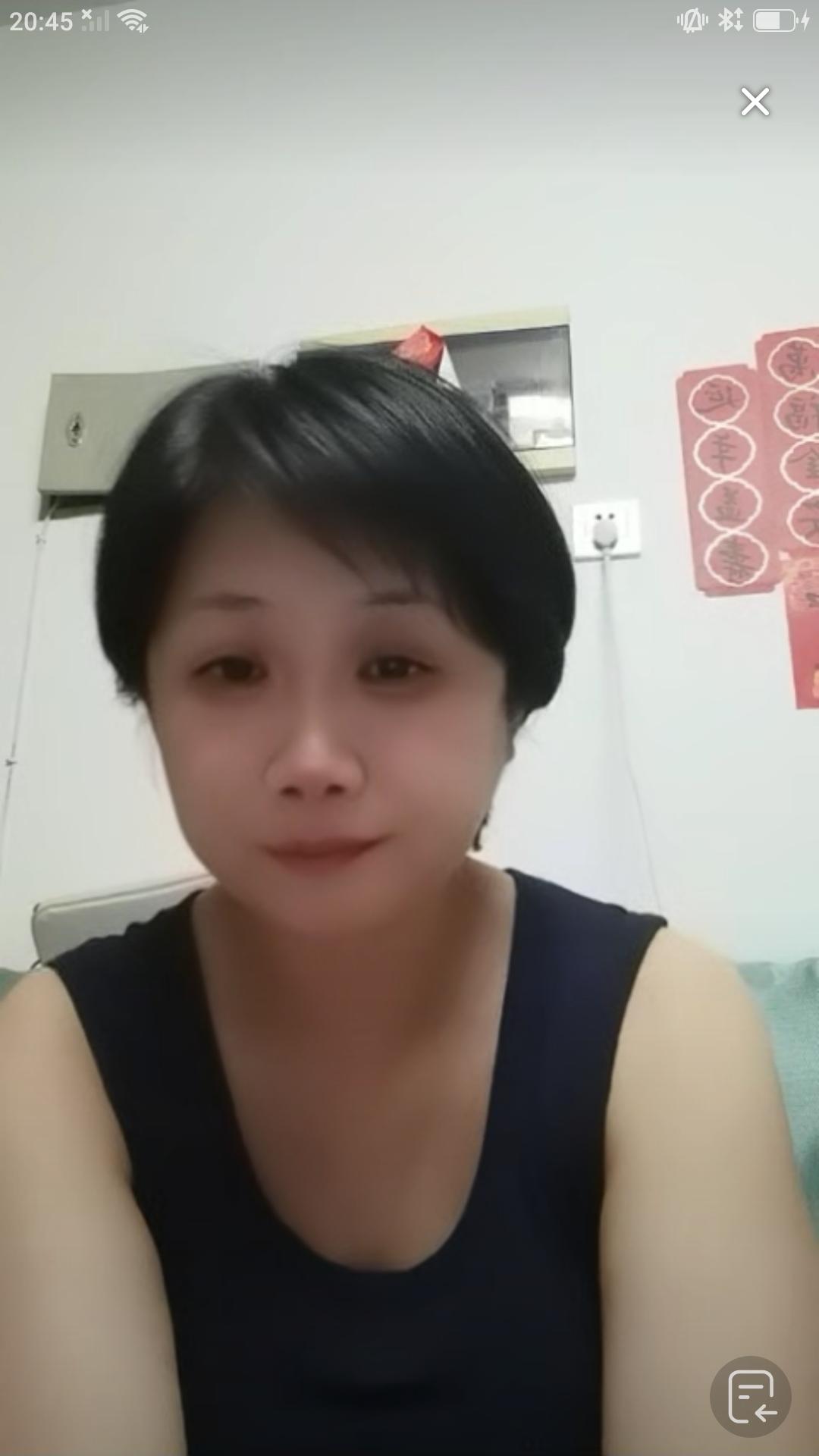 昨晚国内知名媒体人兰音开启直播与球迷聊天，点评中国男篮长沙热身赛。兰音说:这次热