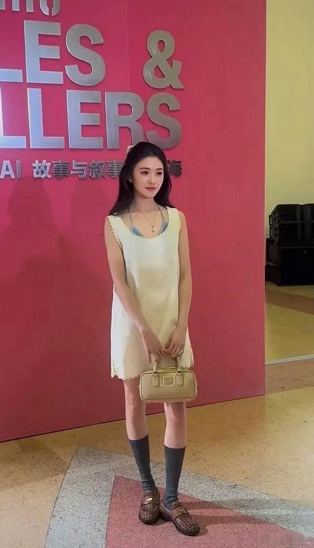 刘浩存简直天选miumiu小公主