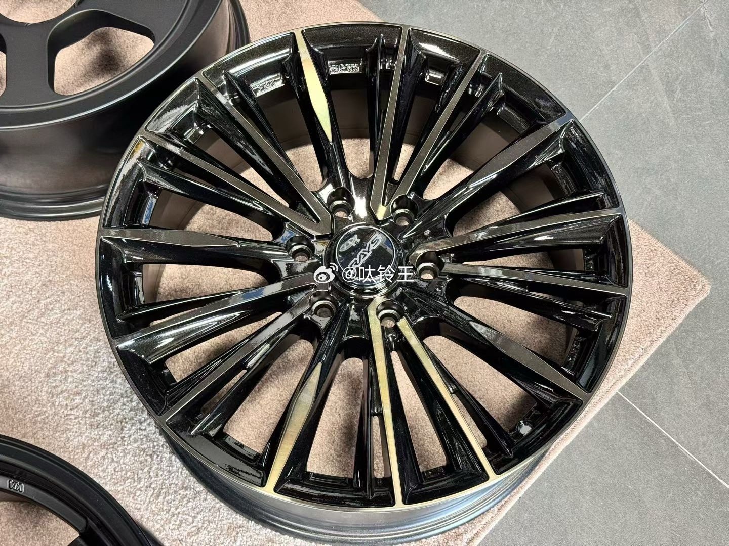 1️⃣酷路泽LC300  LX600  LC250数据RAYS  VOUGE：2