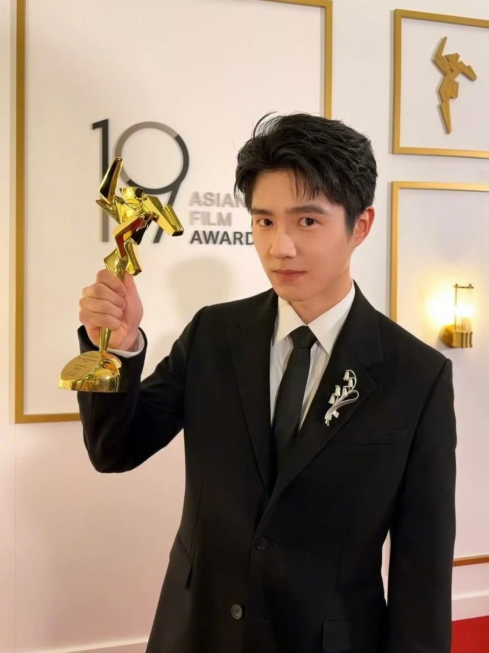 刘昊然工作室已发函处理造谣！刘昊然粉丝