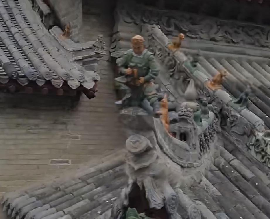 春日生活打卡季古建筑飞檐上的四小人或四短人，在山西是最常见的，这与山西古建保存量